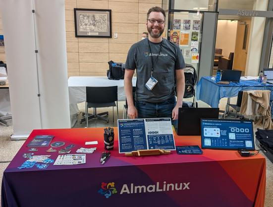 AlmaLinux at SeaGL